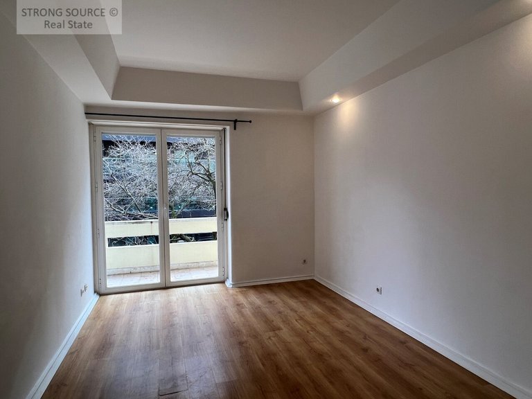 Apartment for Rent in Avenidas Novas, Lisbon 19