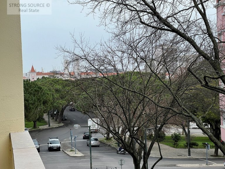 Apartment for Rent in Avenidas Novas, Lisbon 21