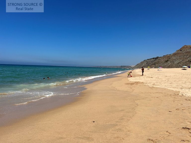 Villa for Sale in União Das Freguesias De Lourinhã E Atalaia, Lourinhã 20