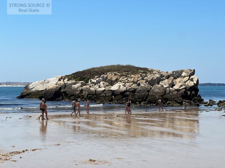 Plot for Sale in Ferrel, Peniche 43