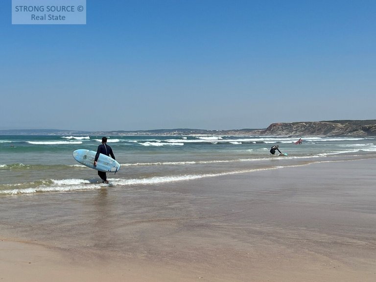 Plot for Sale in Ferrel, Peniche 46