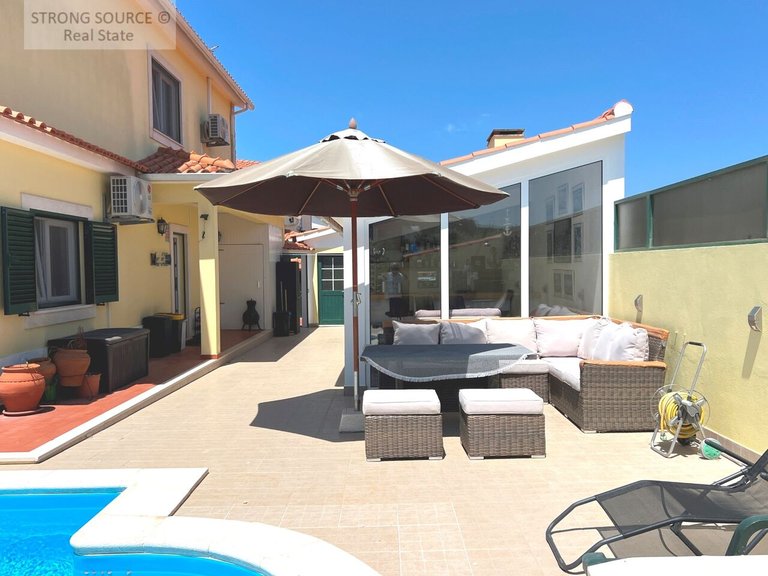 Villa for Sale in União Das Freguesias De Caldas Da Rainha - Santo Onofre E Serra Do Bouro, Caldas Da Rainha 11