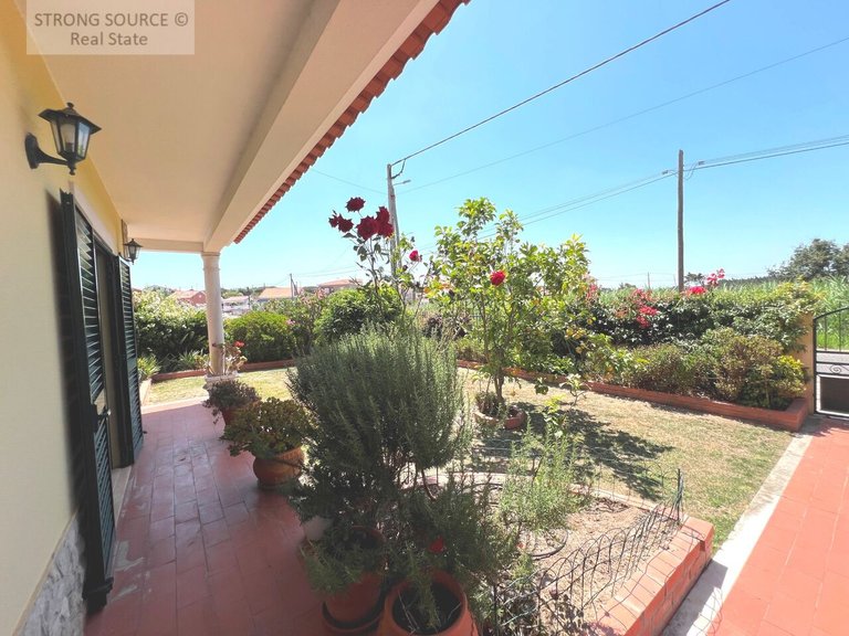 Villa for Sale in União Das Freguesias De Caldas Da Rainha - Santo Onofre E Serra Do Bouro, Caldas Da Rainha 27
