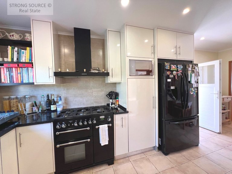 Villa for Sale in União Das Freguesias De Caldas Da Rainha - Santo Onofre E Serra Do Bouro, Caldas Da Rainha 47