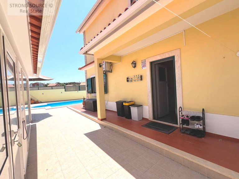 Villa for Sale in União Das Freguesias De Caldas Da Rainha - Santo Onofre E Serra Do Bouro, Caldas Da Rainha 50