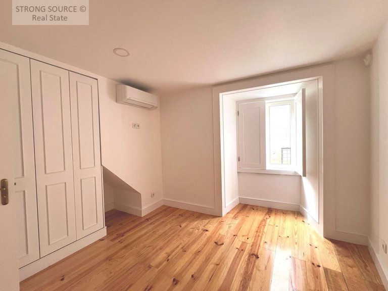 Apartment for Sale in São Vicente, Lisbon 6