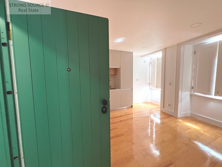 Apartment for Sale in São Vicente, Lisbon 18