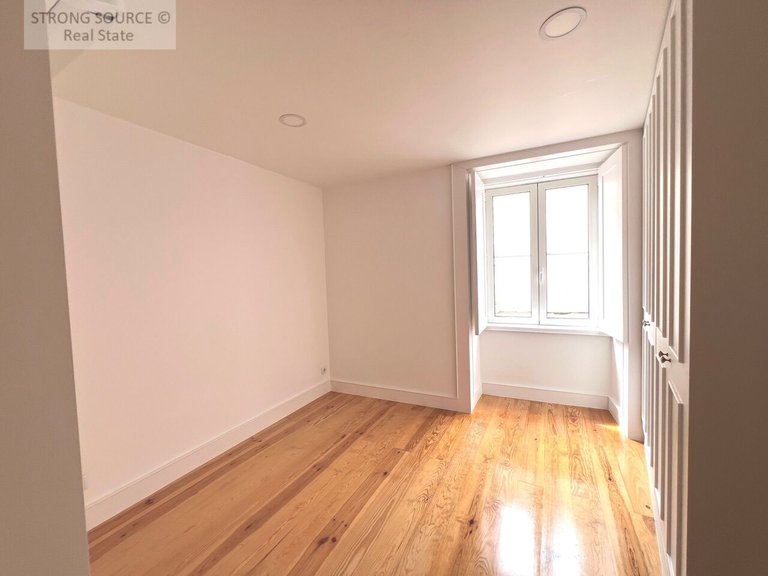 Apartment for Sale in São Vicente, Lisbon 30