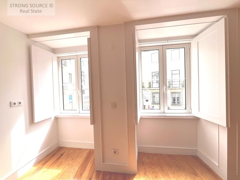 Apartment for Sale in São Vicente, Lisbon 35