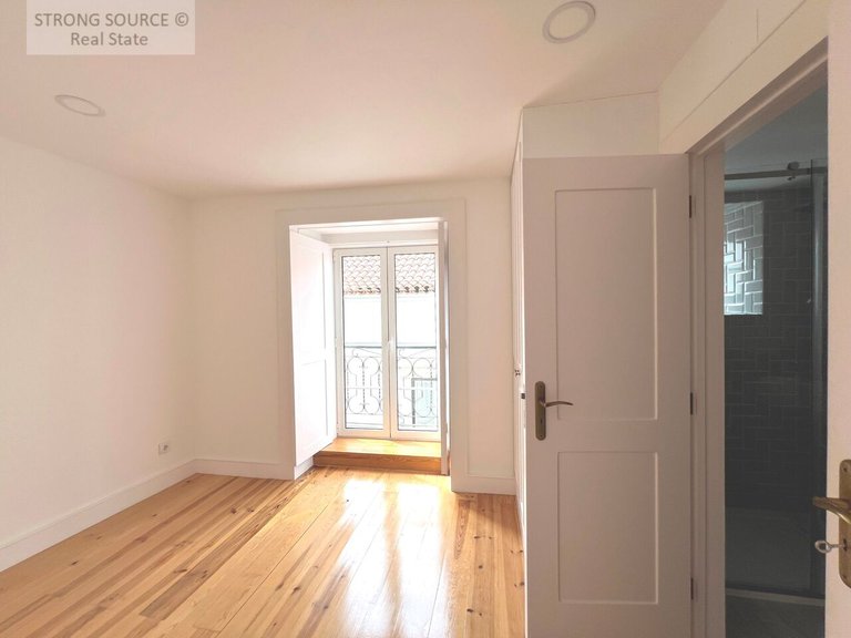 Apartment for Sale in São Vicente, Lisbon 41