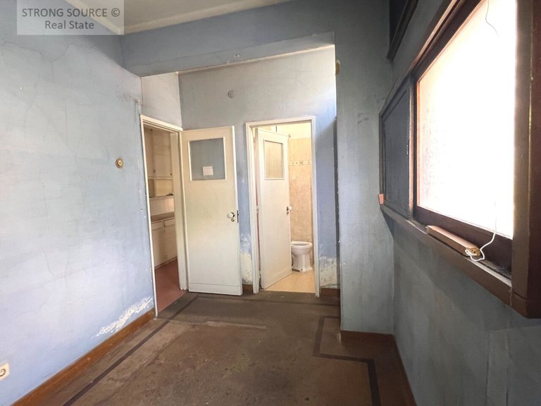 Apartment for Sale in Estrela, Lisbon 13
