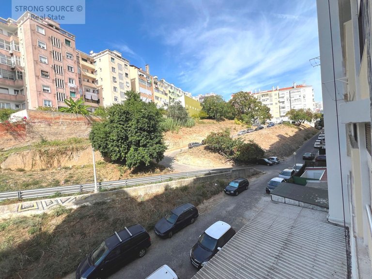 Apartment for Sale in Estrela, Lisbon 31