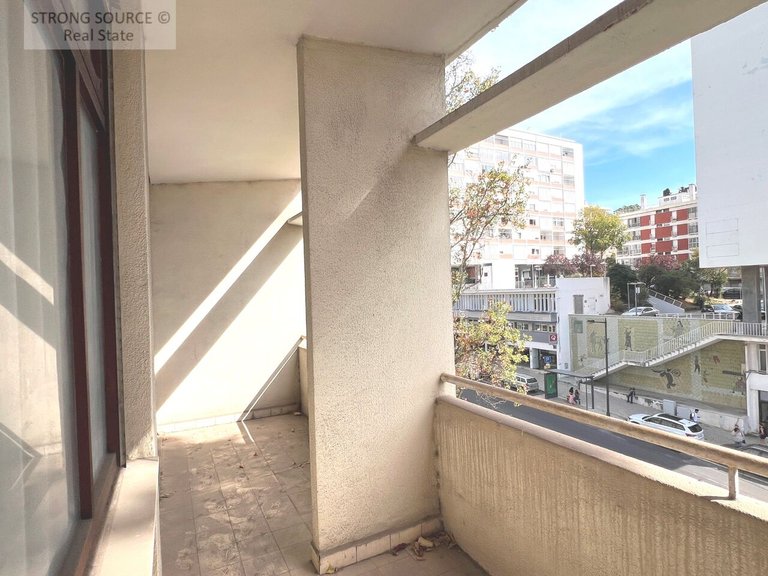 Apartment for Sale in Estrela, Lisbon 39