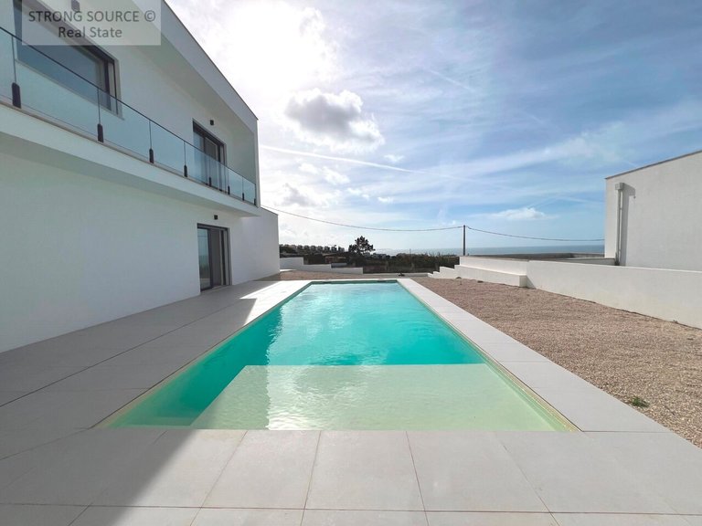 Villa for Sale in União Das Freguesias De Lourinhã E Atalaia, Lourinhã 5