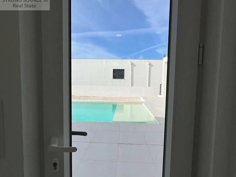 Villa for Sale in União Das Freguesias De Lourinhã E Atalaia, Lourinhã 32