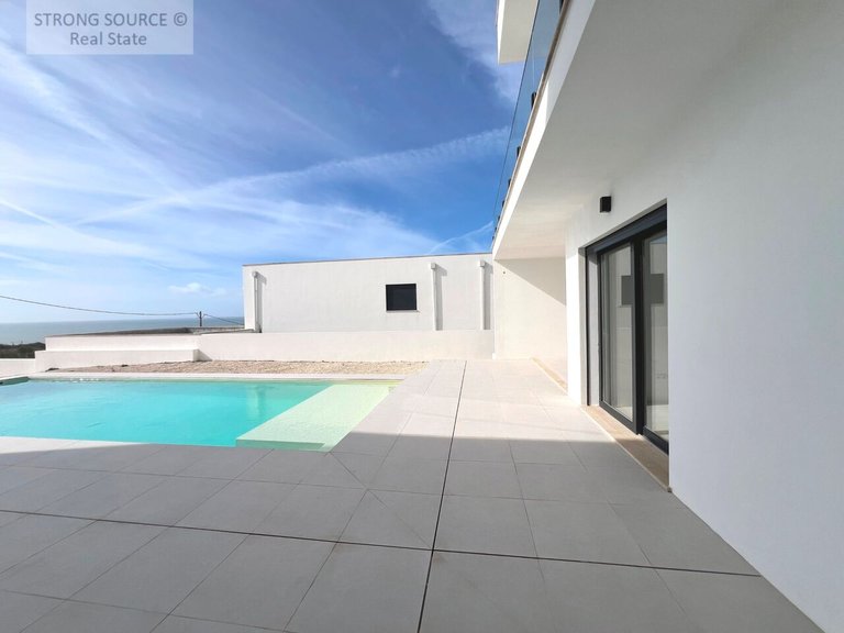Villa for Sale in União Das Freguesias De Lourinhã E Atalaia, Lourinhã 50