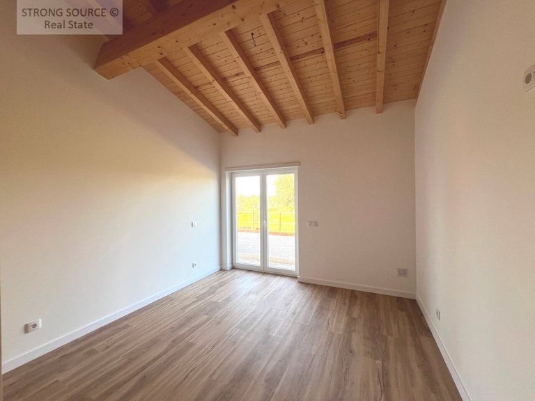 Country House for Sale in São Vicente Do Paul, Santarém 48