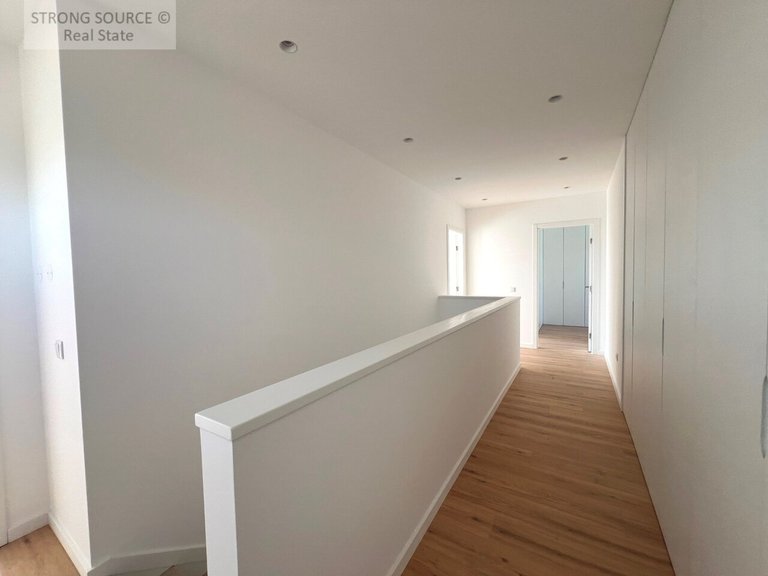 Villa for Sale in Arredores, Colares, Sintra 44