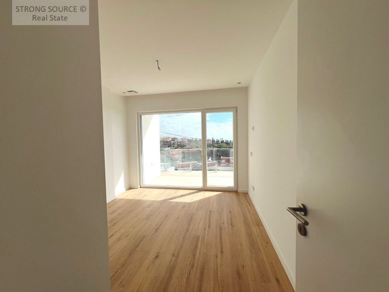Villa for Sale in Arredores, Colares, Sintra 46