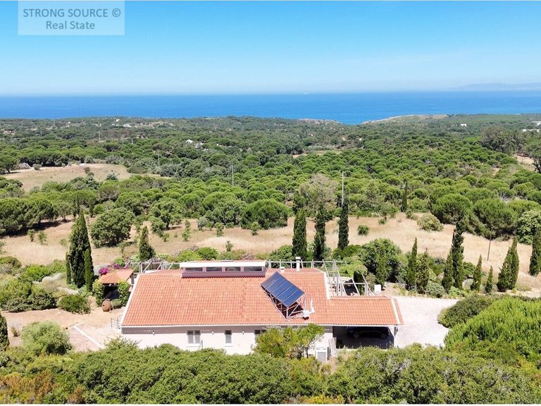 Villa for Sale in Azoia, Castelo (sesimbra), Sesimbra 2