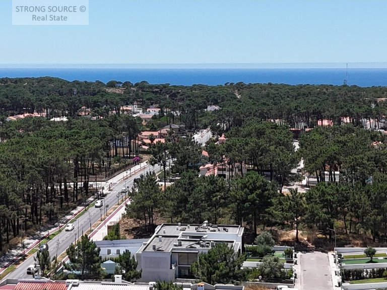 Plot for Sale in União Das Freguesias De Charneca De Caparica E Sobreda, Almada 14