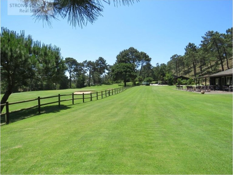 Plot for Sale in União Das Freguesias De Charneca De Caparica E Sobreda, Almada 44