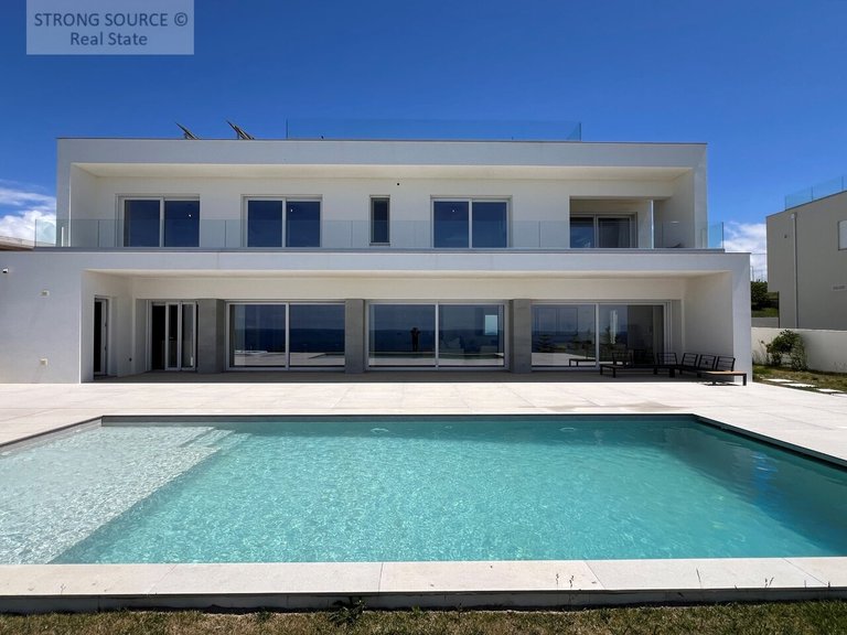 Villa for Sale in Colares, Sintra 3