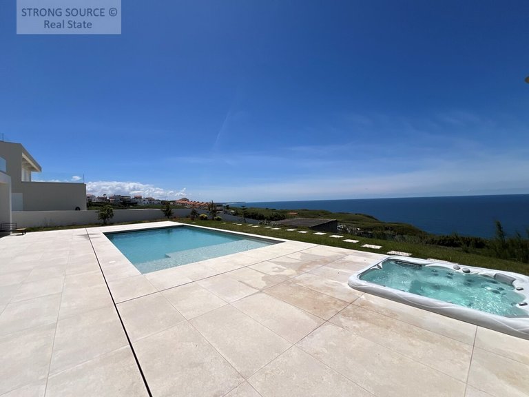 Villa for Sale in Colares, Sintra 7