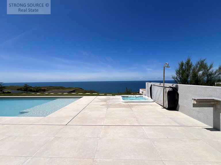 Villa for Sale in Colares, Sintra 42