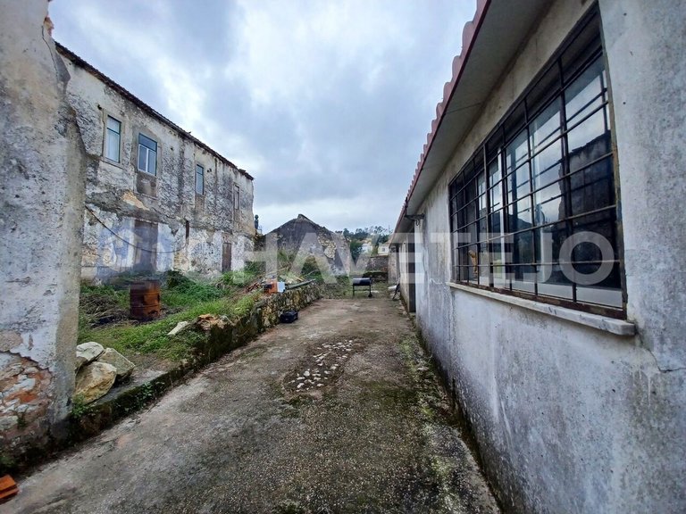 Commercial for Sale in União Das Freguesias De Madalena E Beselga, Tomar 8