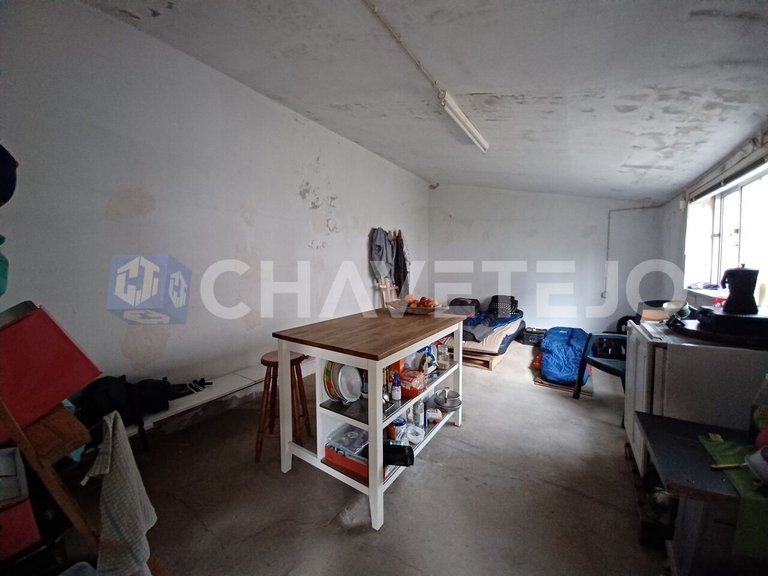 Commercial for Sale in União Das Freguesias De Madalena E Beselga, Tomar 12