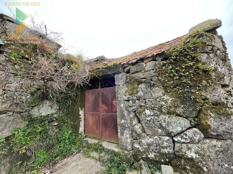 Villa for Sale in Cabreiro, Arcos De Valdevez, Portugal 10