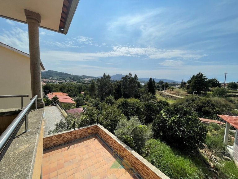Villa for Sale in Arcozelo, Ponte De Lima, Portugal 24