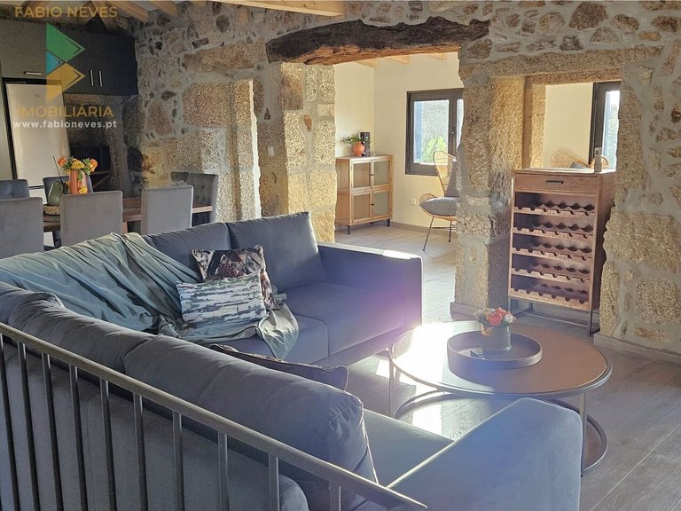 Villa for Sale in Ázere, Arcos De Valdevez, Portugal 15