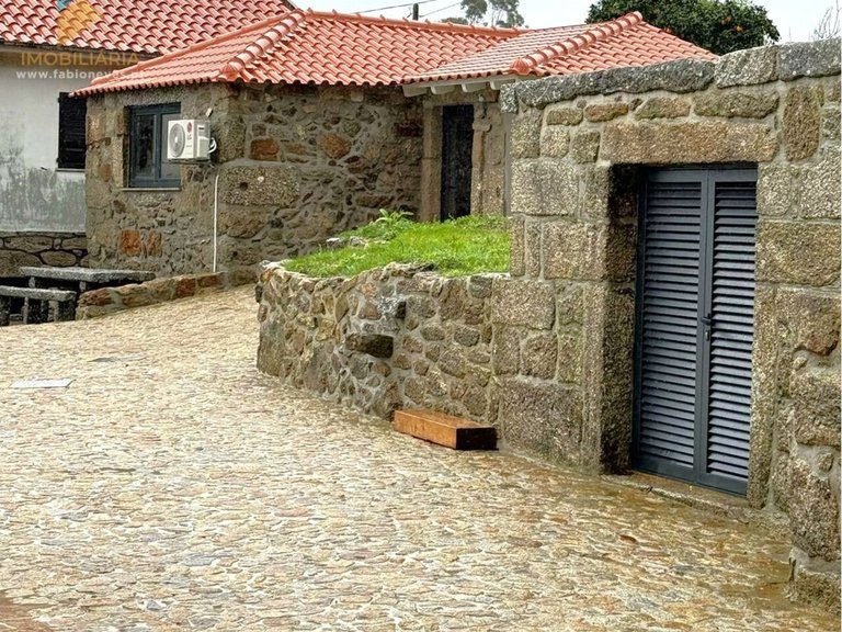 Villa for Sale in Ázere, Arcos De Valdevez, Portugal 36