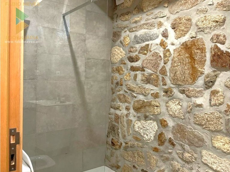 Villa for Sale in Ázere, Arcos De Valdevez, Portugal 29