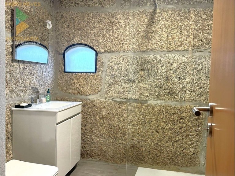Villa for Sale in Ázere, Arcos De Valdevez, Portugal 28