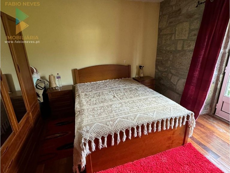 Villa for Sale in Couto, Arcos De Valdevez, Portugal 11