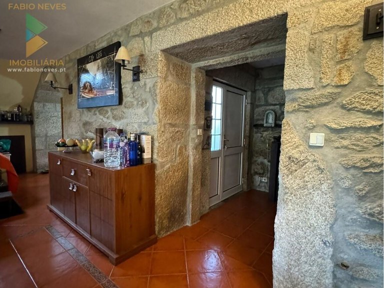 Villa for Sale in Couto, Arcos De Valdevez, Portugal 20
