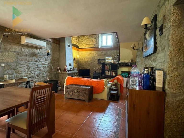Villa for Sale in Couto, Arcos De Valdevez, Portugal 22
