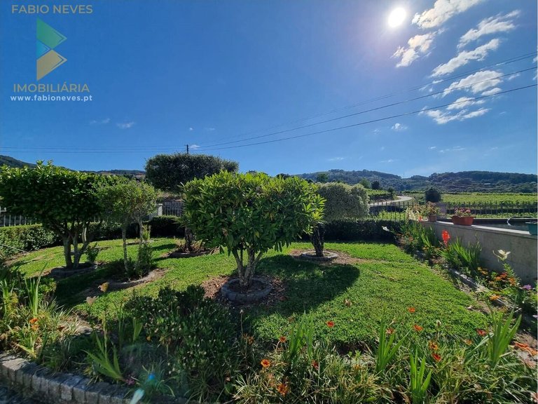 Villa for Sale in Gondufe, Ponte De Lima, Portugal 46