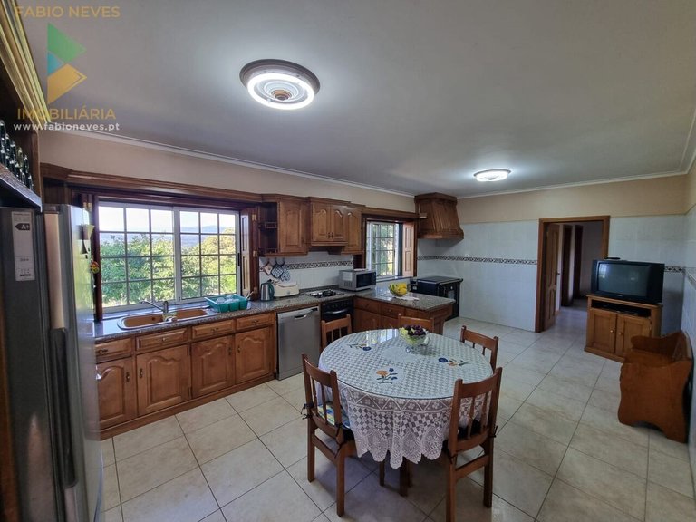Villa for Sale in Gondufe, Ponte De Lima, Portugal 13