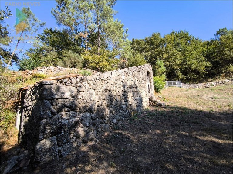 Villa for Sale in Ruivos, Ponte Da Barca, Portugal 7