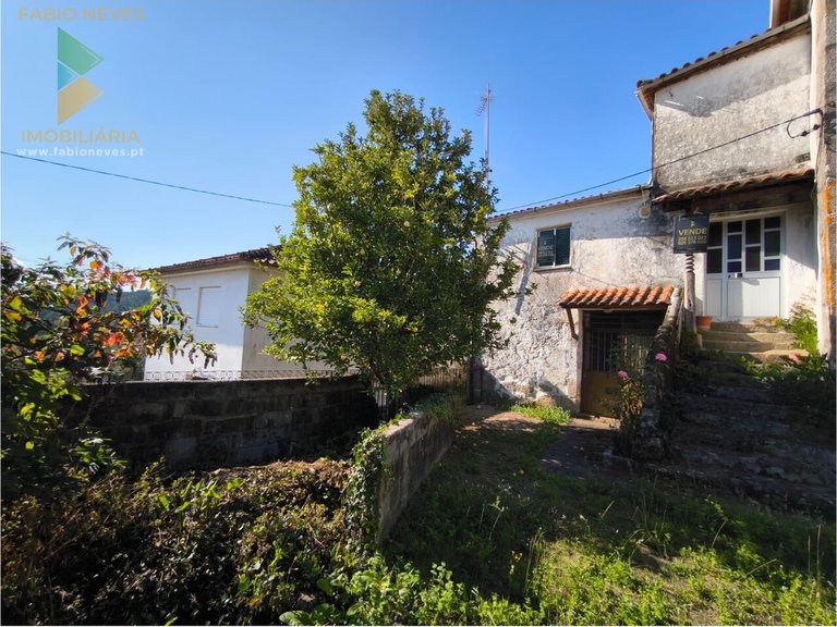 Villa for Sale in Vale, Arcos De Valdevez, Portugal 1