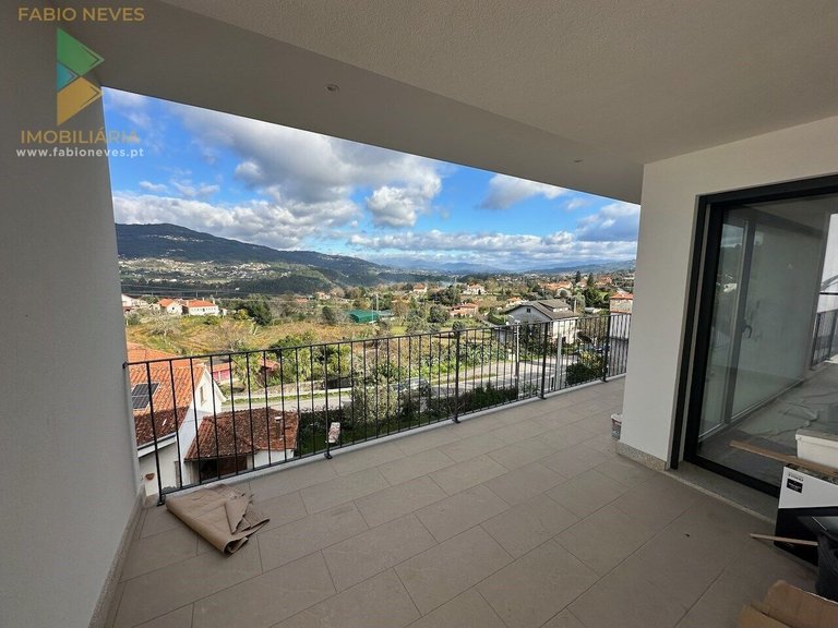 Villa for Sale in Ribeira, Ponte De Lima, Portugal 8