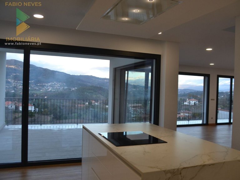 Villa for Sale in Ribeira, Ponte De Lima, Portugal 24