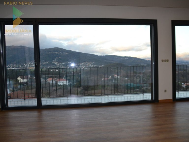 Villa for Sale in Ribeira, Ponte De Lima, Portugal 28