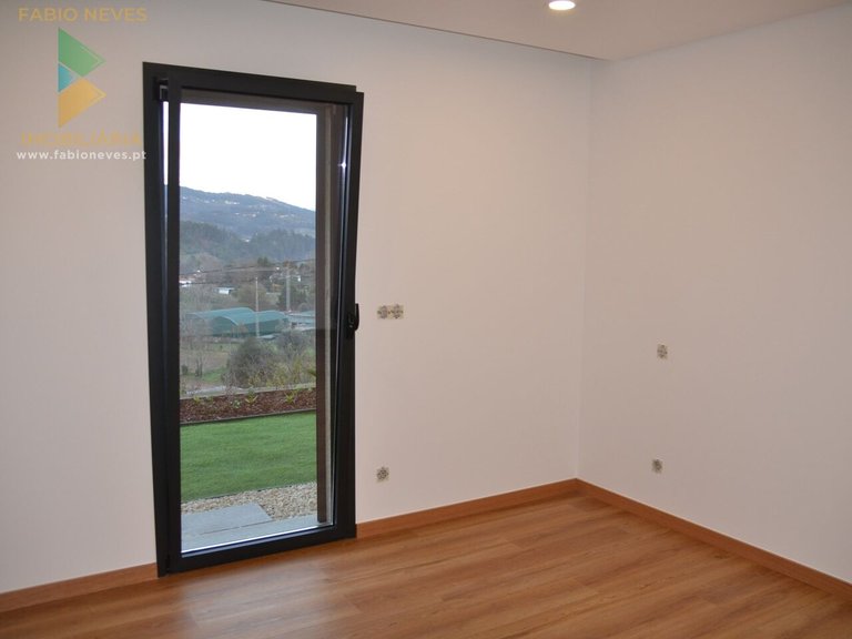 Villa for Sale in Ribeira, Ponte De Lima, Portugal 39