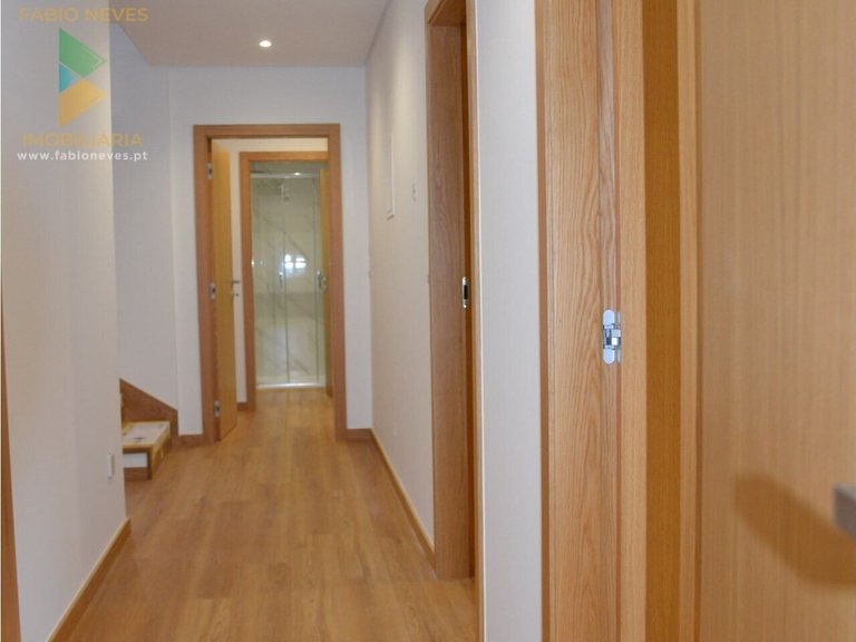 Villa for Sale in Ribeira, Ponte De Lima, Portugal 40