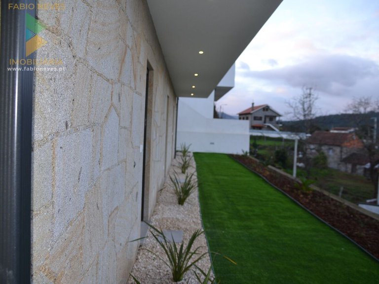Villa for Sale in Ribeira, Ponte De Lima, Portugal 46